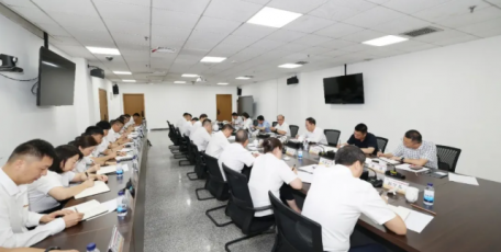 張愷颙到物資集團調(diào)研